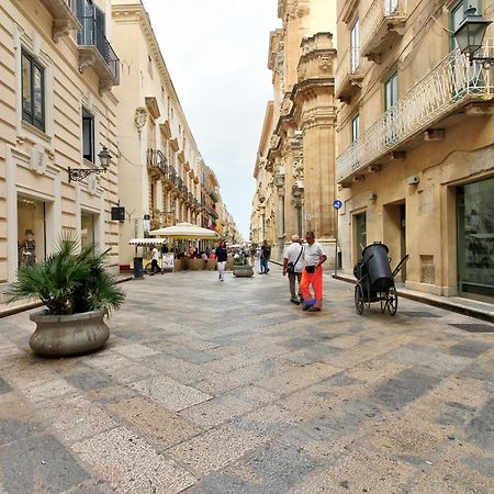 Calvano Apartments Trapani Exterior photo